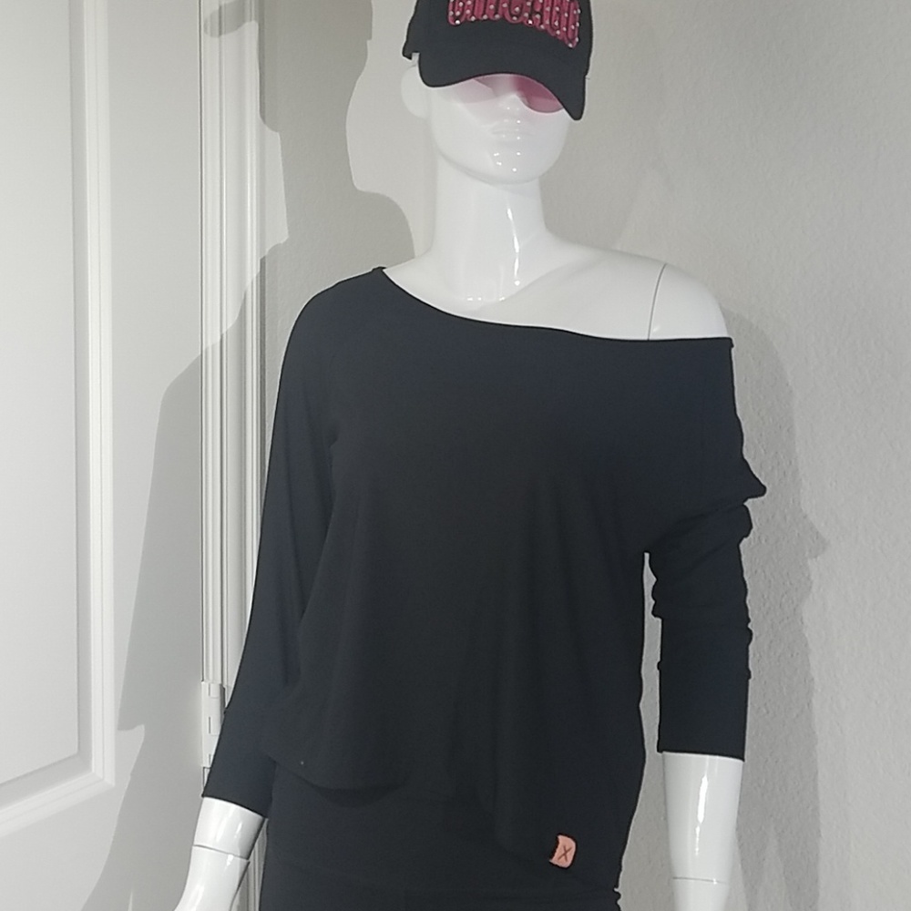 X By Gottex Long Sleeve  Tee - Picture 2 of 8